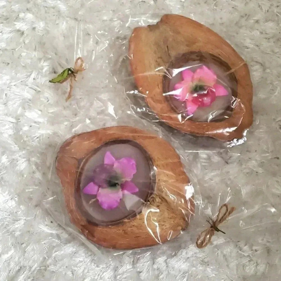 handmade from Thailand set of two candles - Picture 1 of 3